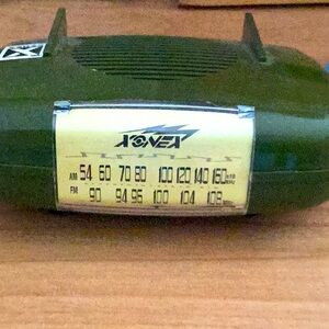 😎 OLIVE  XONEX TRANSISTOR Vintage Radio